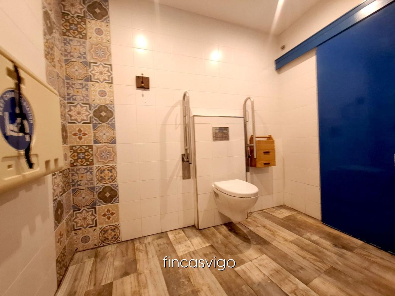 Premise for Sale in Vigo