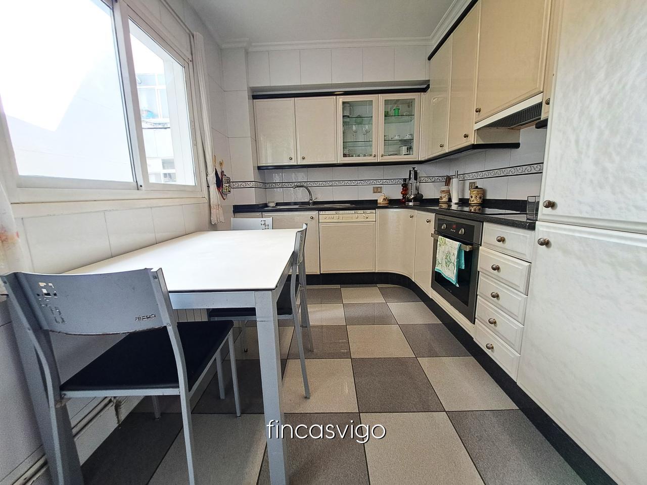 Flat for Sale in Vigo