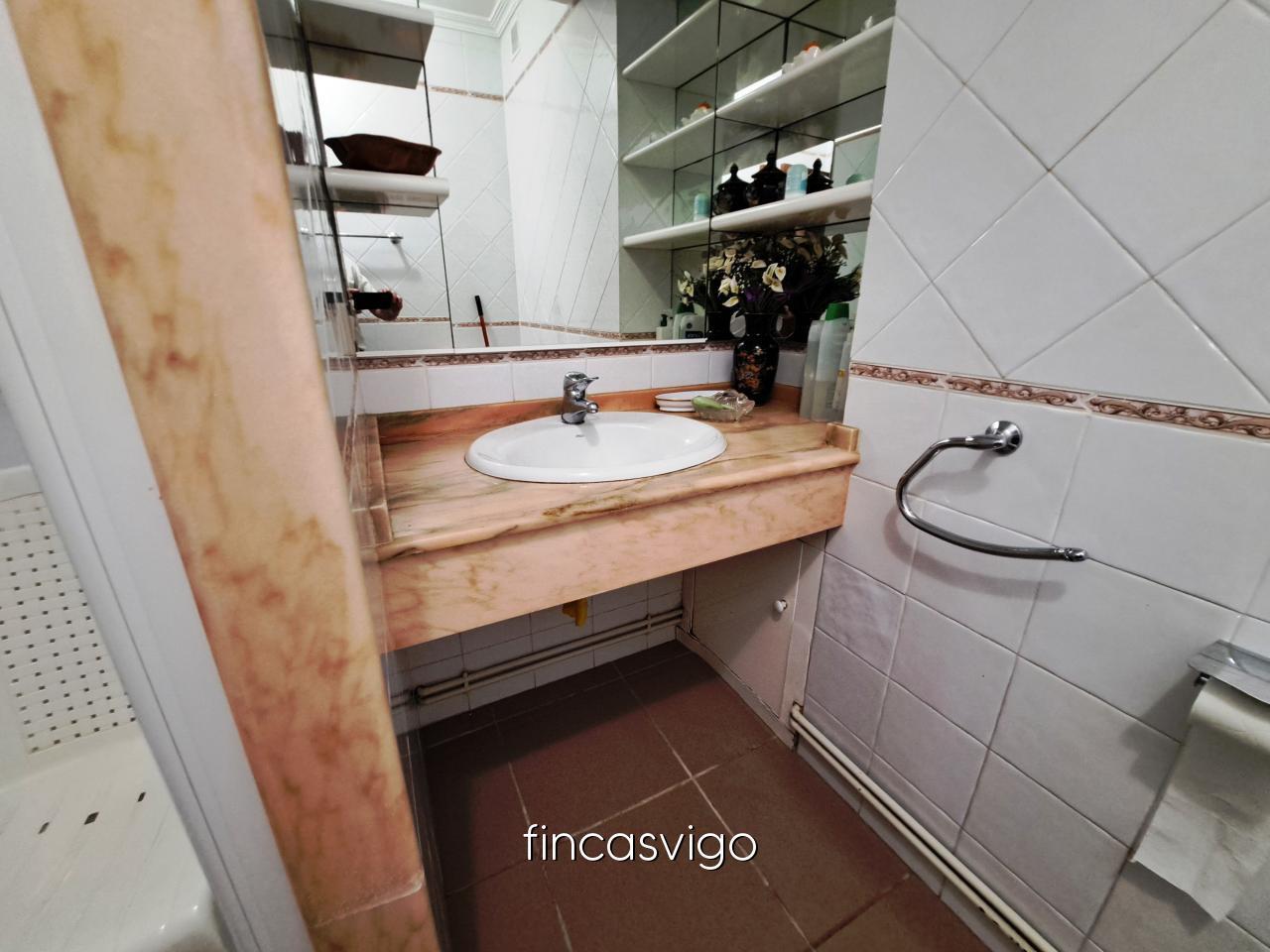 Flat for Sale in Vigo