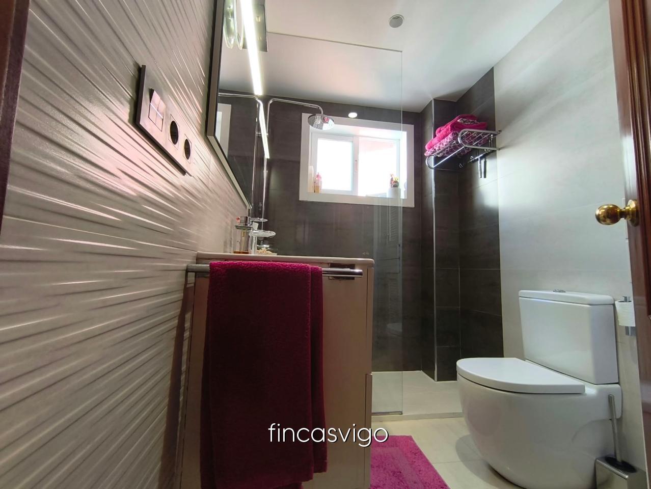 Flat for Sale in Vigo