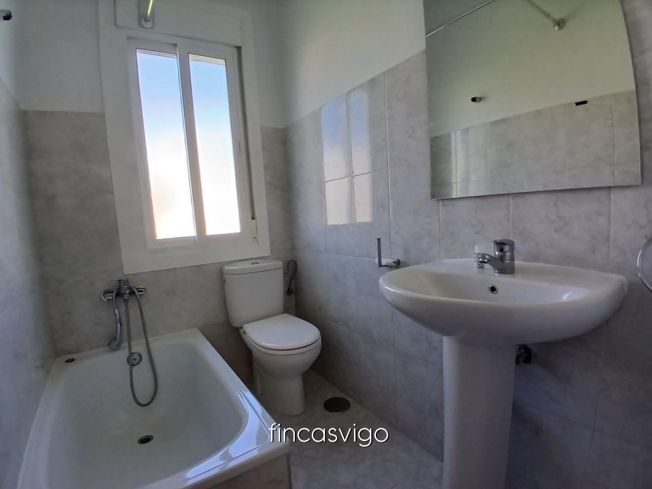 Flat for Sale in Vigo