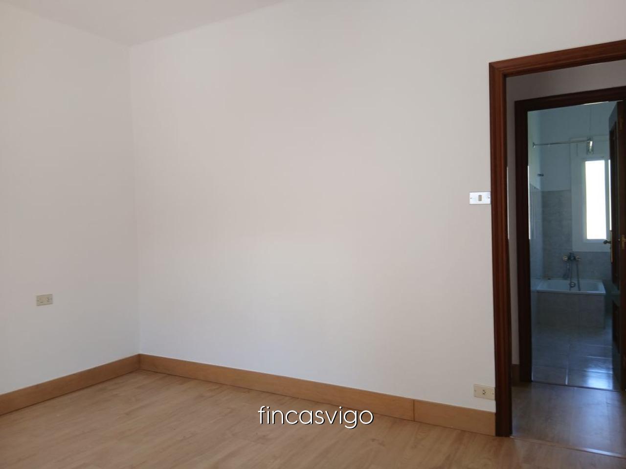 Flat for Sale in Vigo
