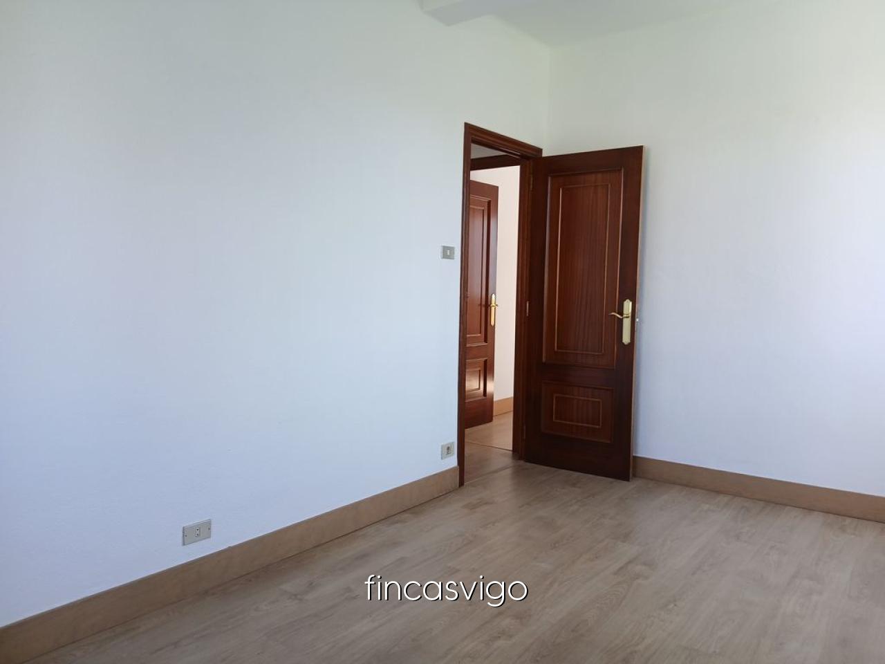 Flat for Sale in Vigo