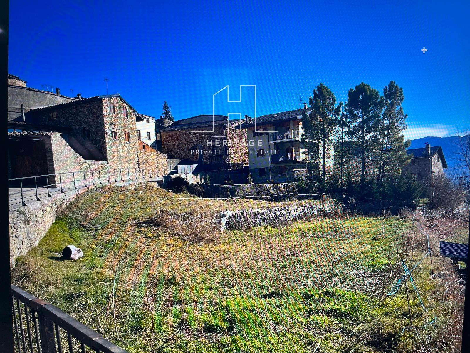 Plot for Sale in Prullans
