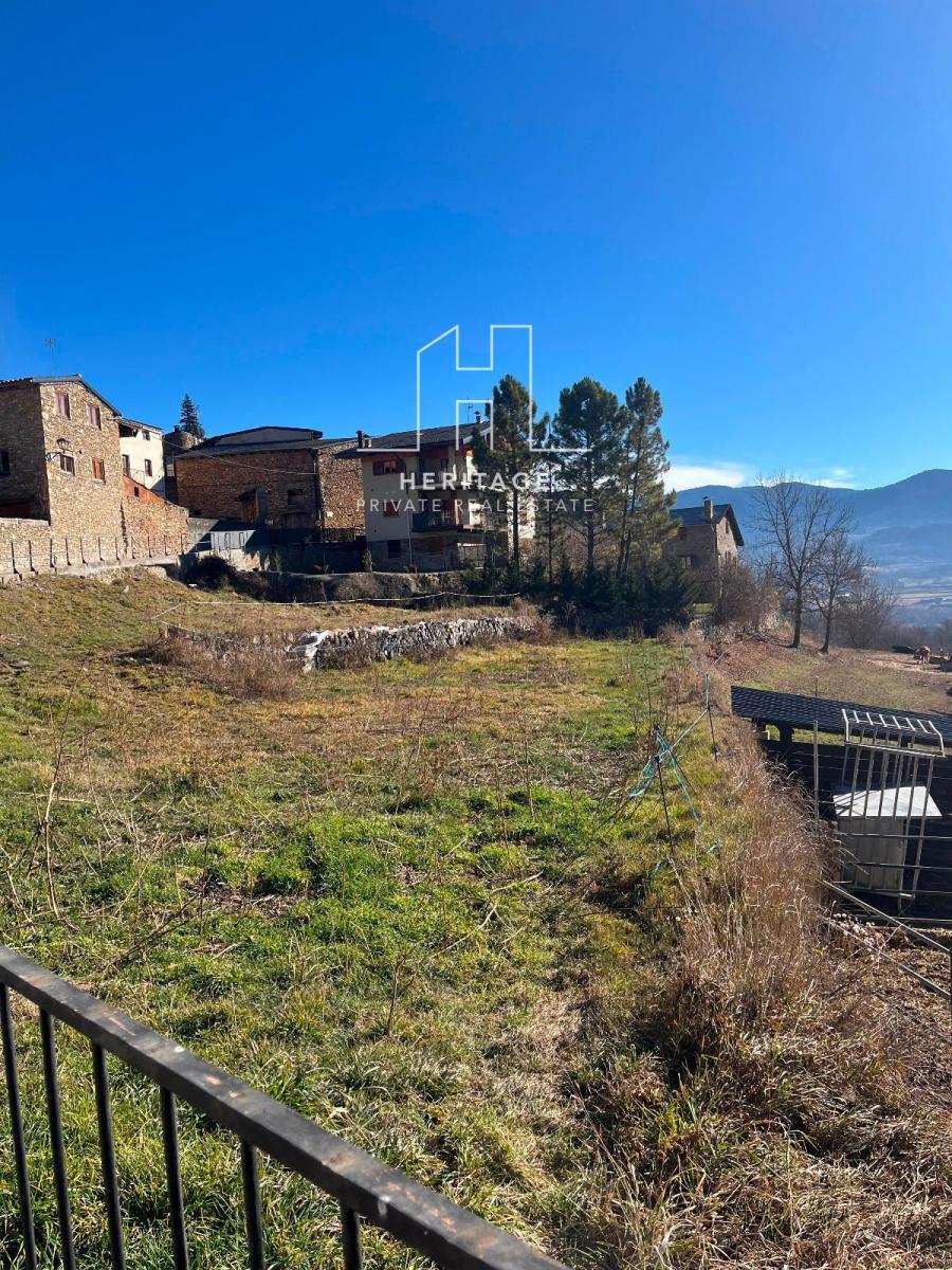Plot for Sale in Prullans