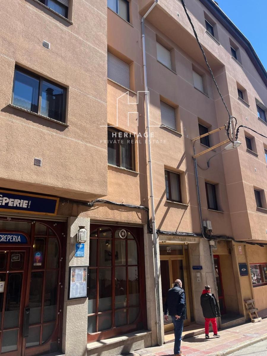 Flat for Sale in Puigcerdà
