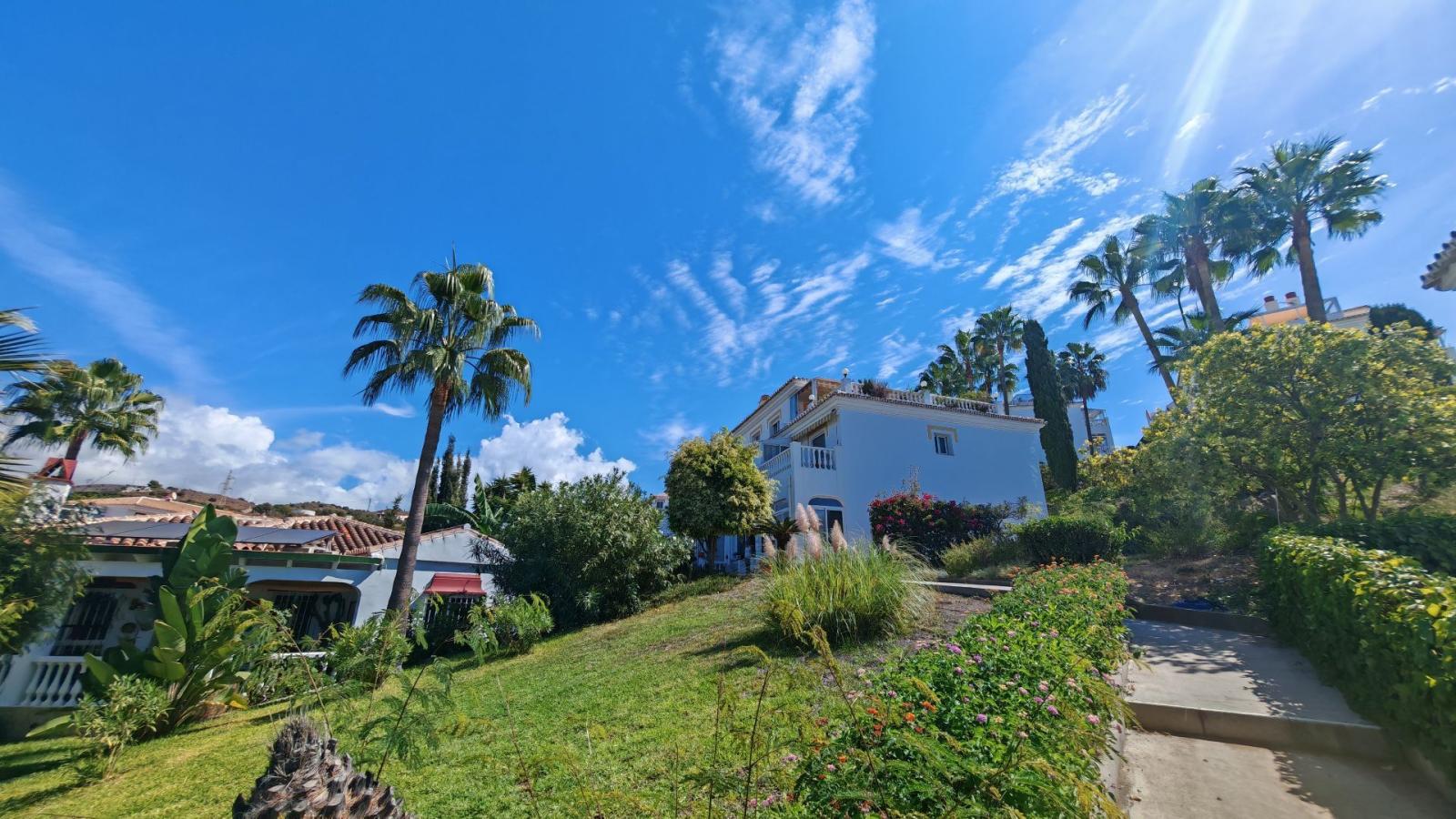 Flat for Sale in Torrox