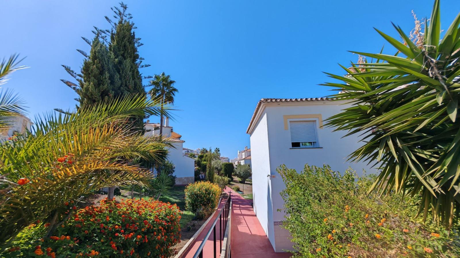 Flat for Sale in Torrox
