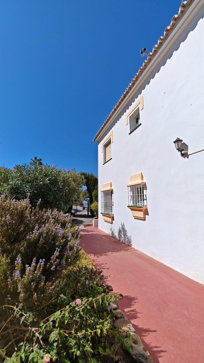 Flat for Sale in Torrox