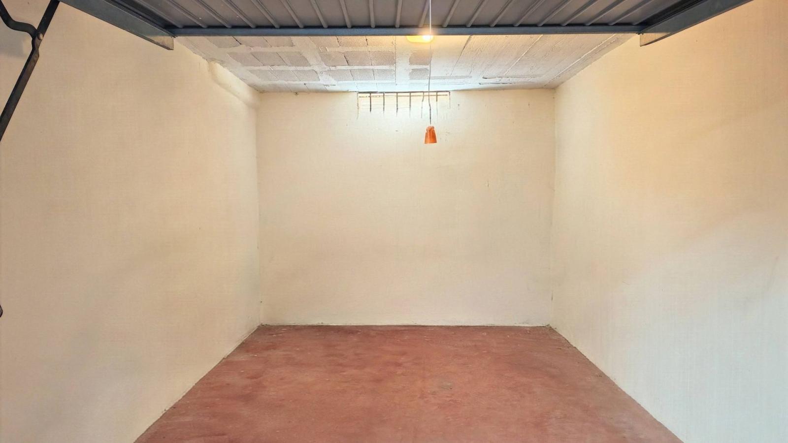 Garage for Rent in Torrox