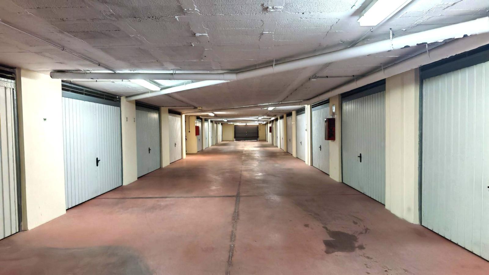 Garage for Rent in Torrox