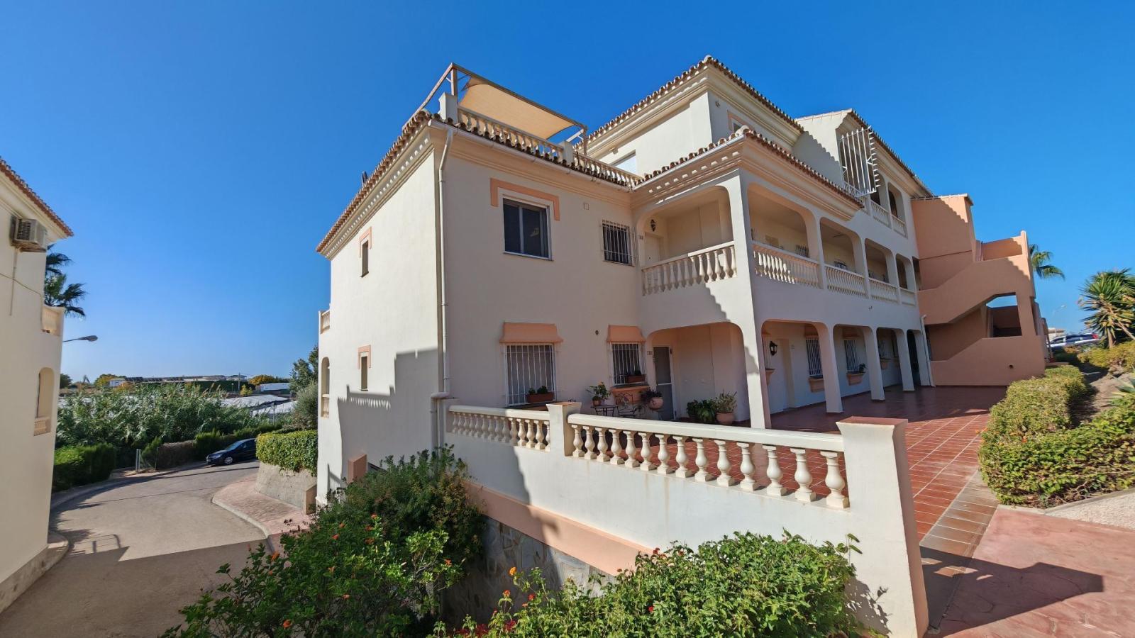 Garaje en Alquiler en Torrox