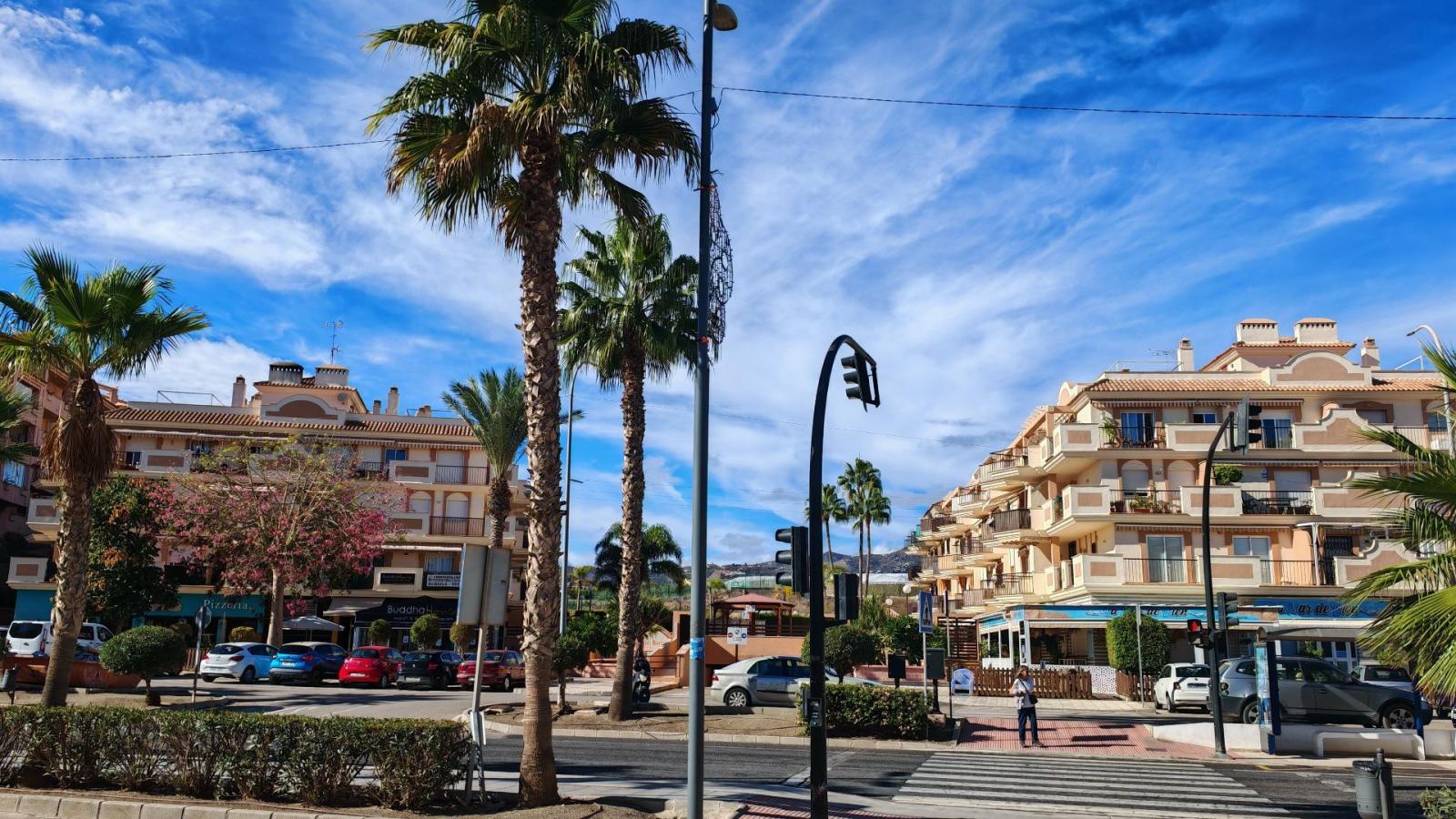 Garaje en Alquiler en Torrox