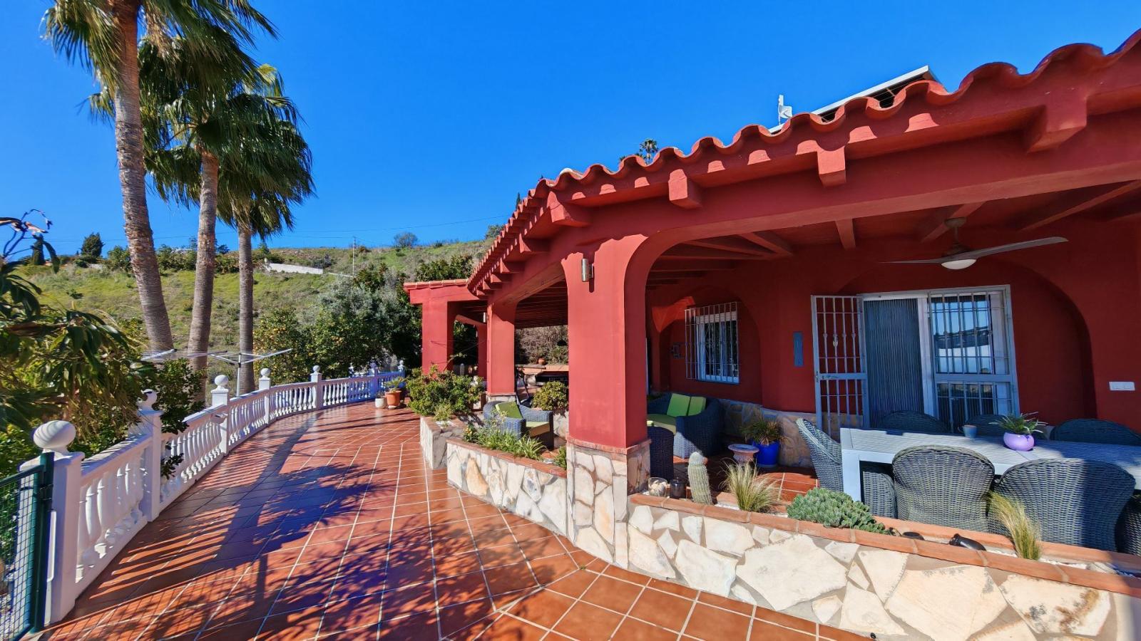 Chalet en Venta en Torrox