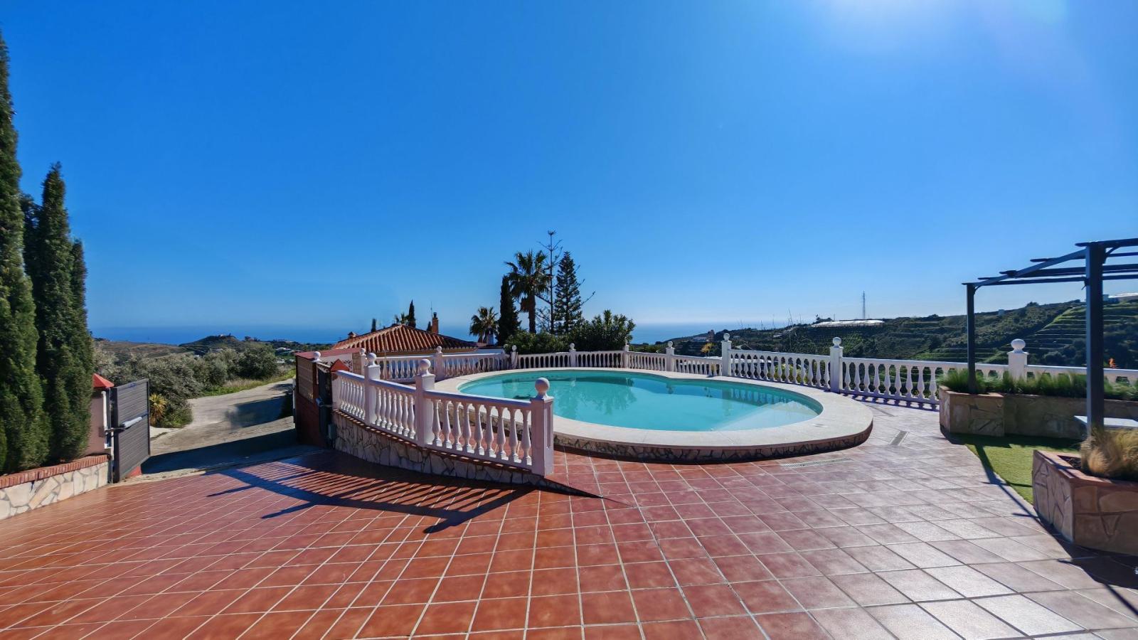 Chalet en Venta en Torrox