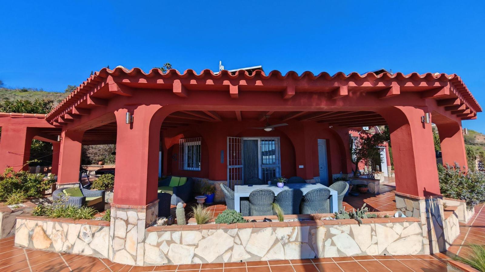 Chalet en Venta en Torrox