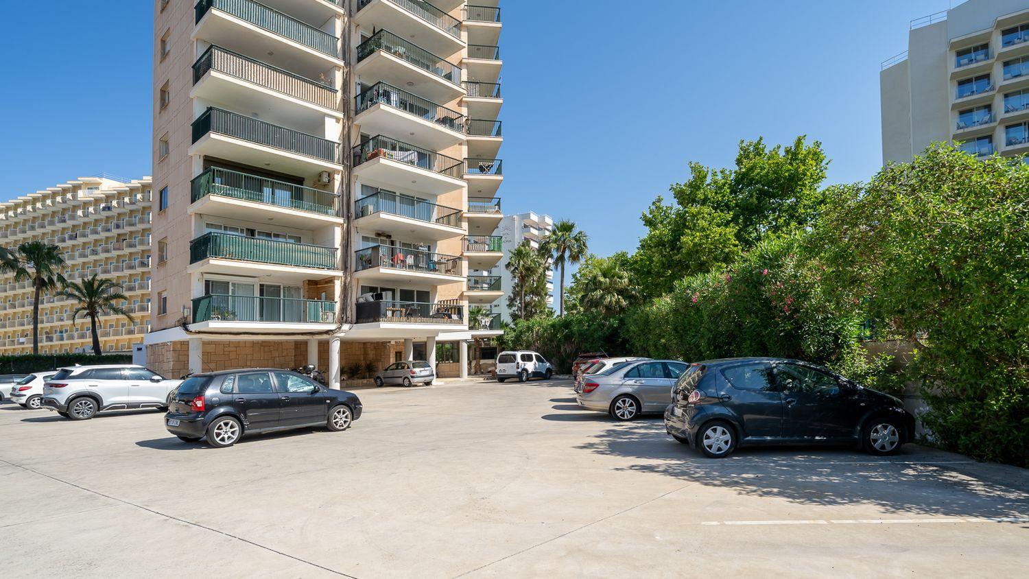 Flat for Sale in Calvià