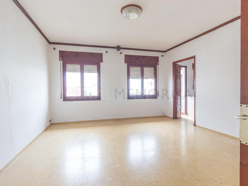 Flat for Sale in Mahón