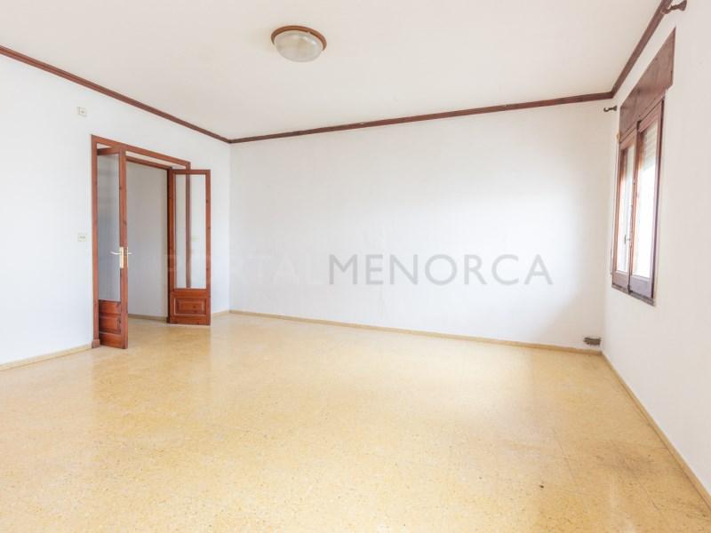 Flat for Sale in Mahón