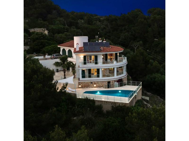 Chalet for Sale in Es Migjorn Gran