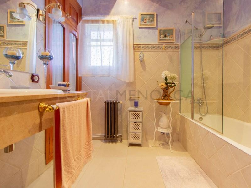Chalet for Sale in Sant Lluís