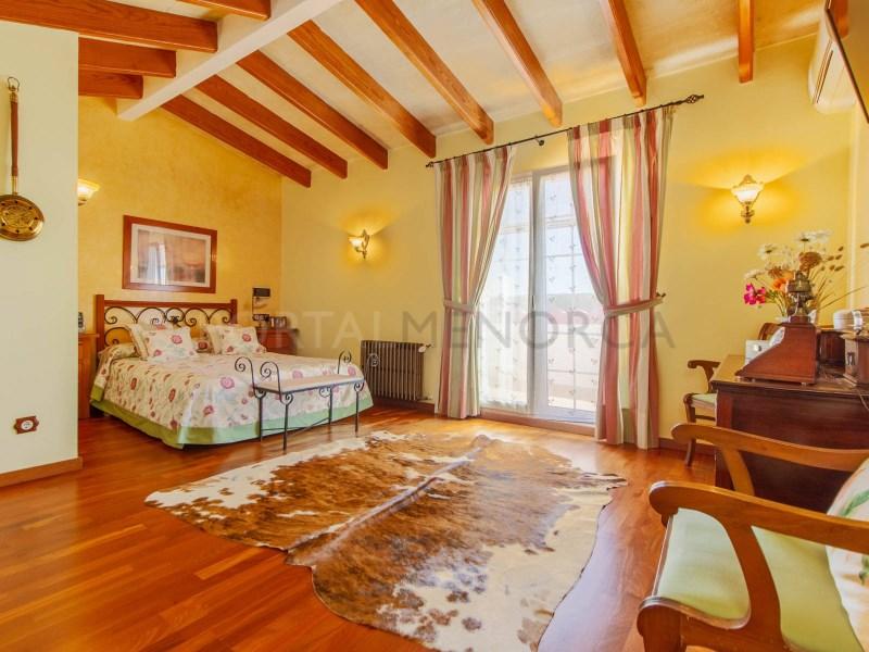 Chalet for Sale in Sant Lluís