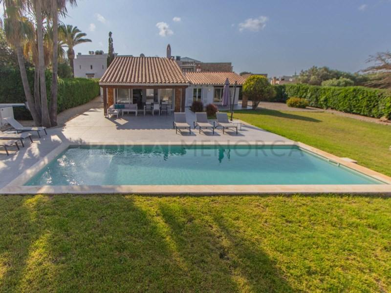 Chalet for Sale in Sant Lluís