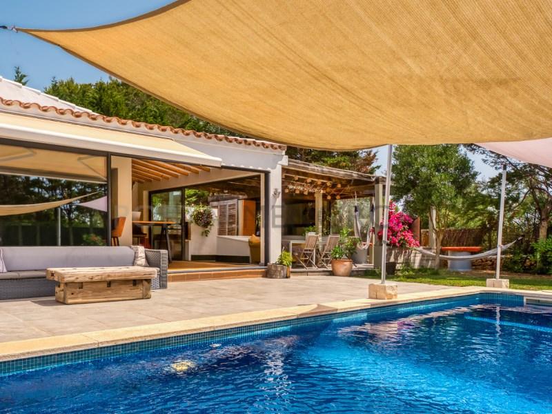 Chalet for Sale in Sant Lluís