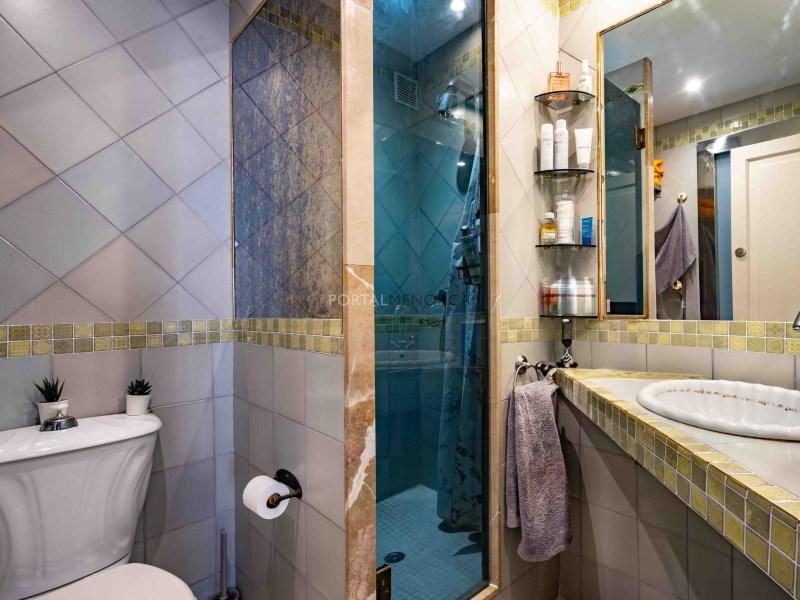 Flat for Sale in Mahón