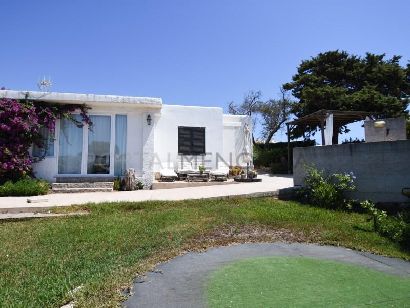 Chalet for Sale in Sant Lluís
