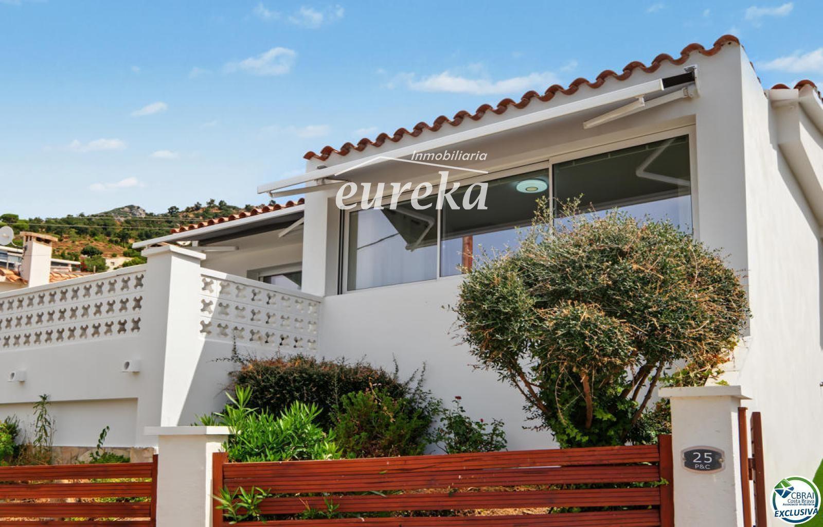 Chalet for Sale in Roses