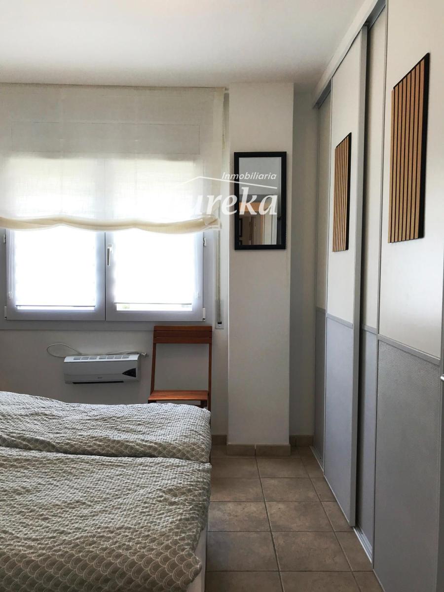Flat for Sale in Roses