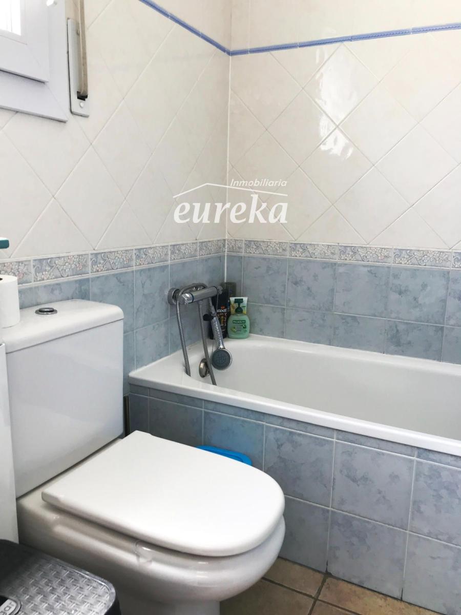 Flat for Sale in Roses