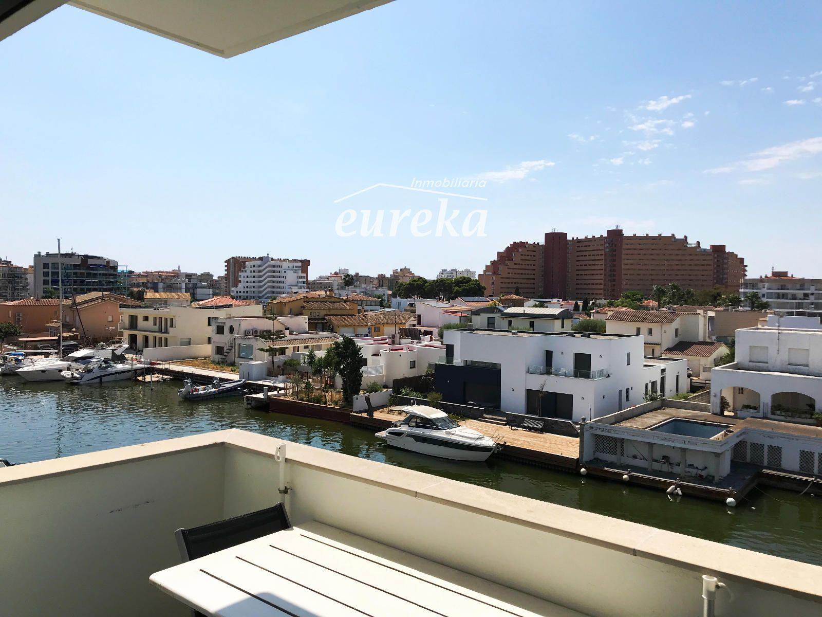 Piso en Venta en Roses