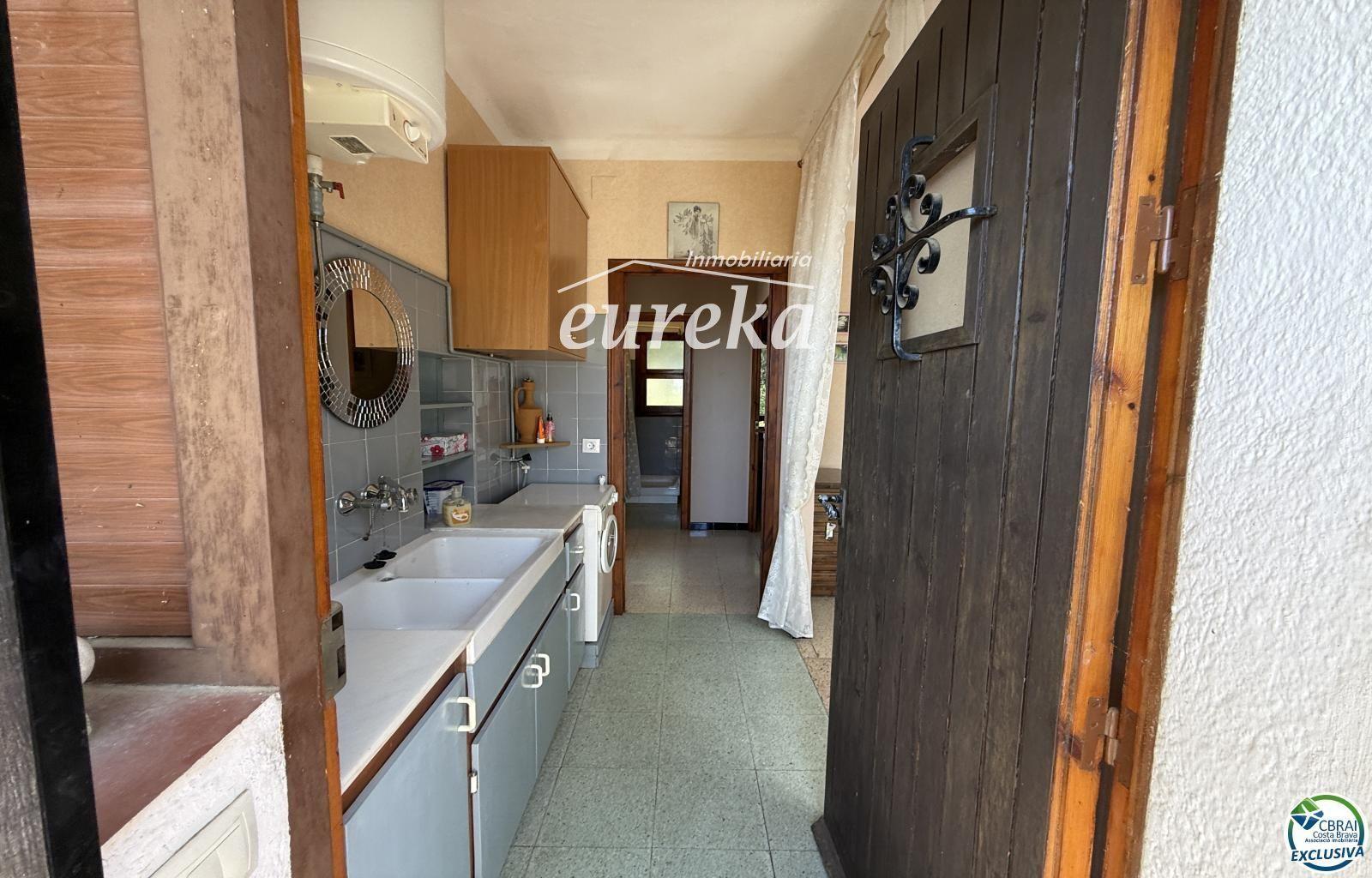 Chalet for Sale in Roses