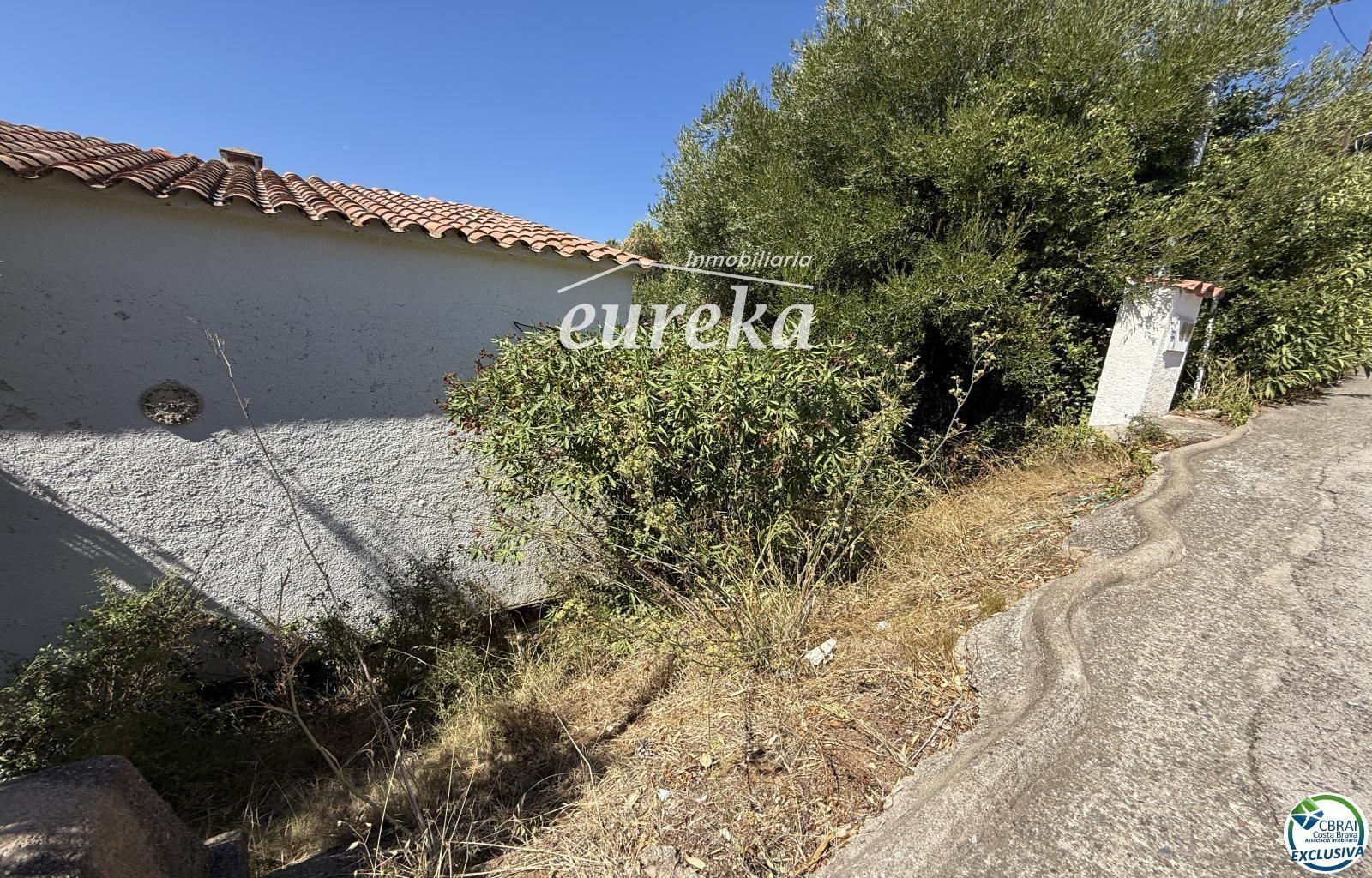 Chalet for Sale in Roses