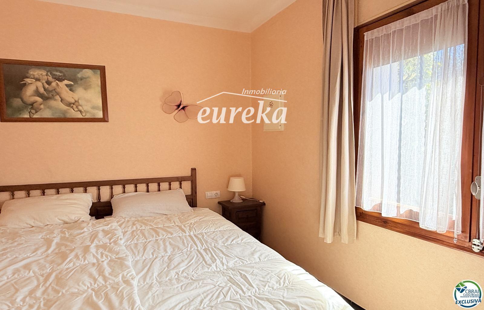 Chalet for Sale in Roses
