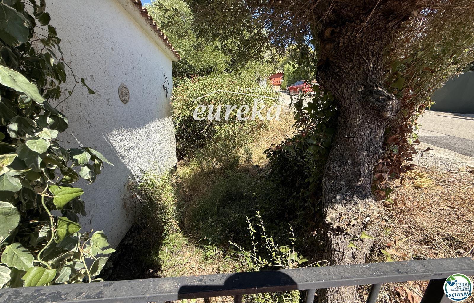 Chalet for Sale in Roses