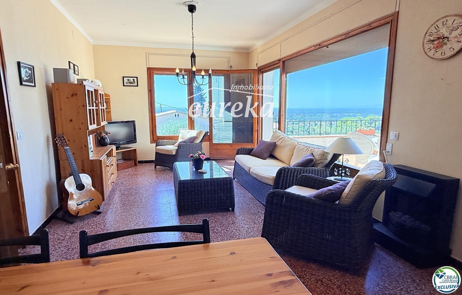 Chalet for Sale in Roses