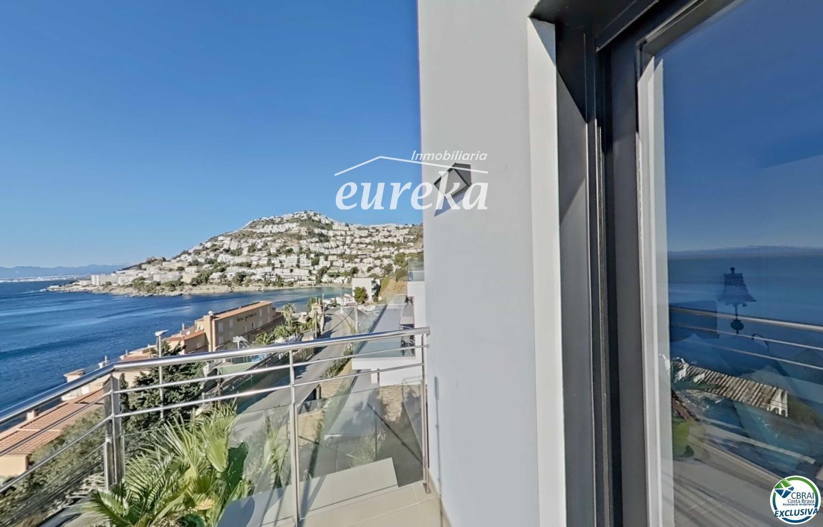 Chalet for Sale in Roses