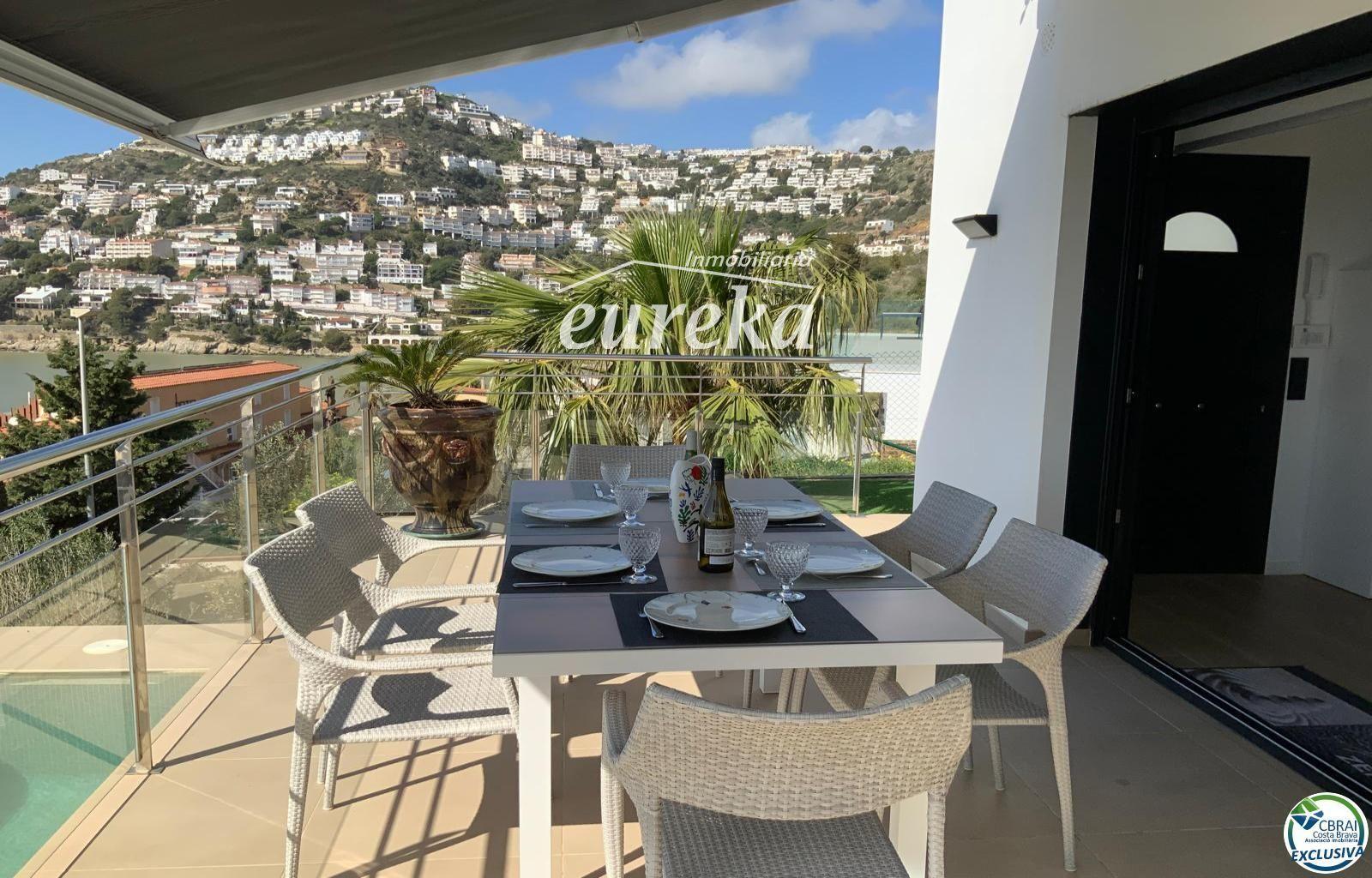 Chalet for Sale in Roses