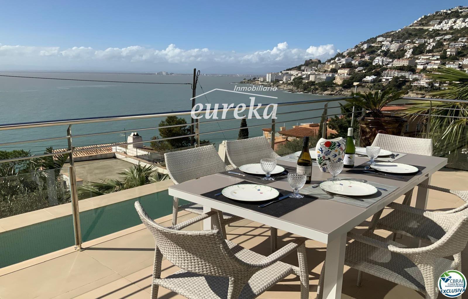 Chalet for Sale in Roses