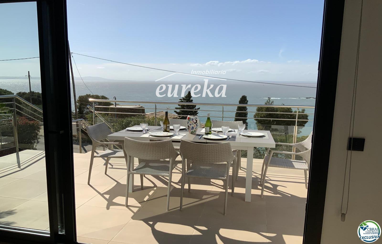 Chalet for Sale in Roses