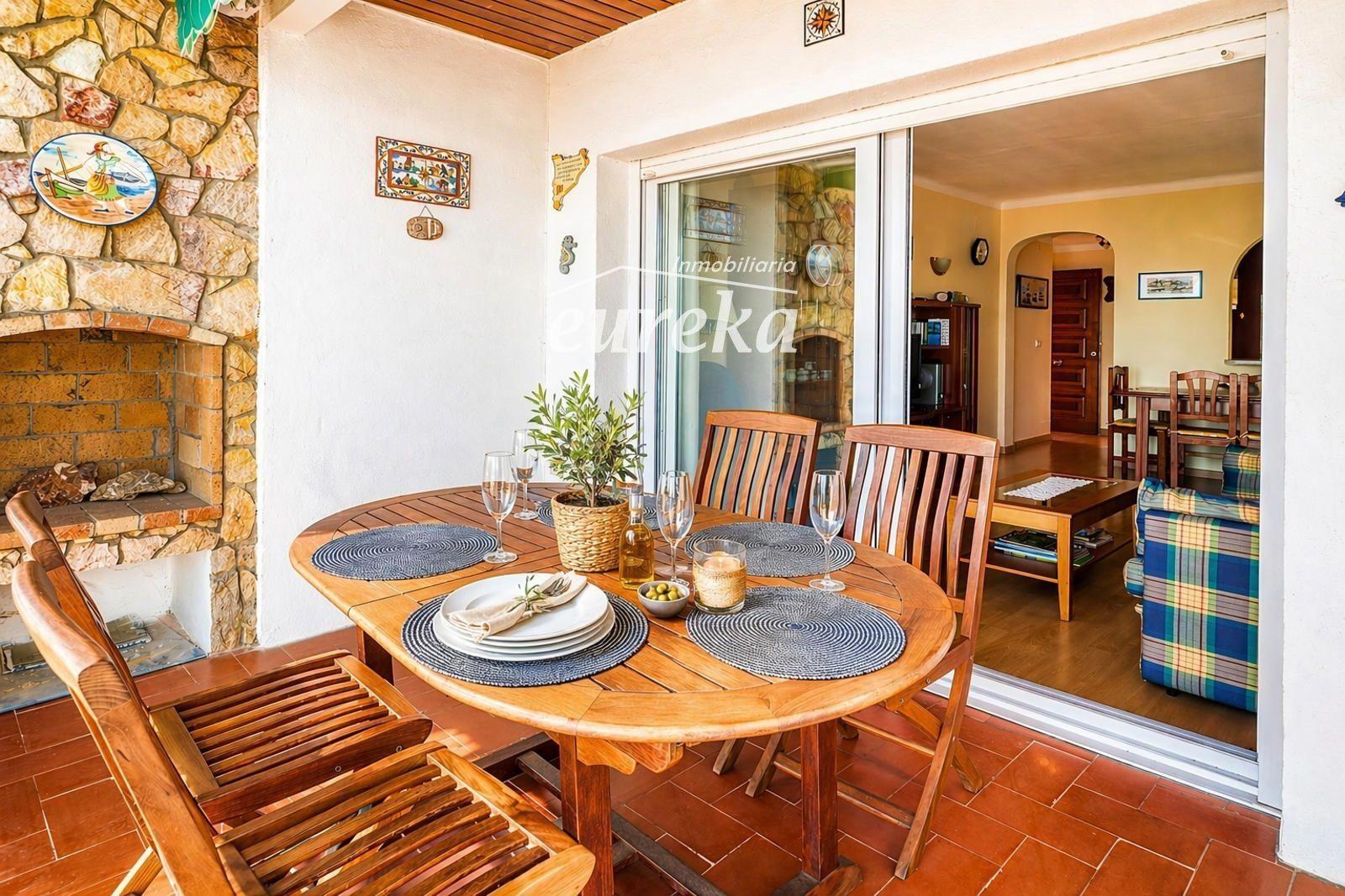 Flat for Sale in Roses