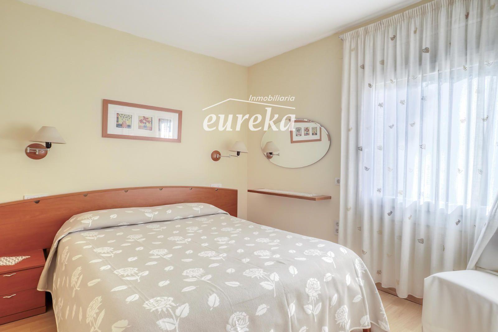 Flat for Sale in Roses