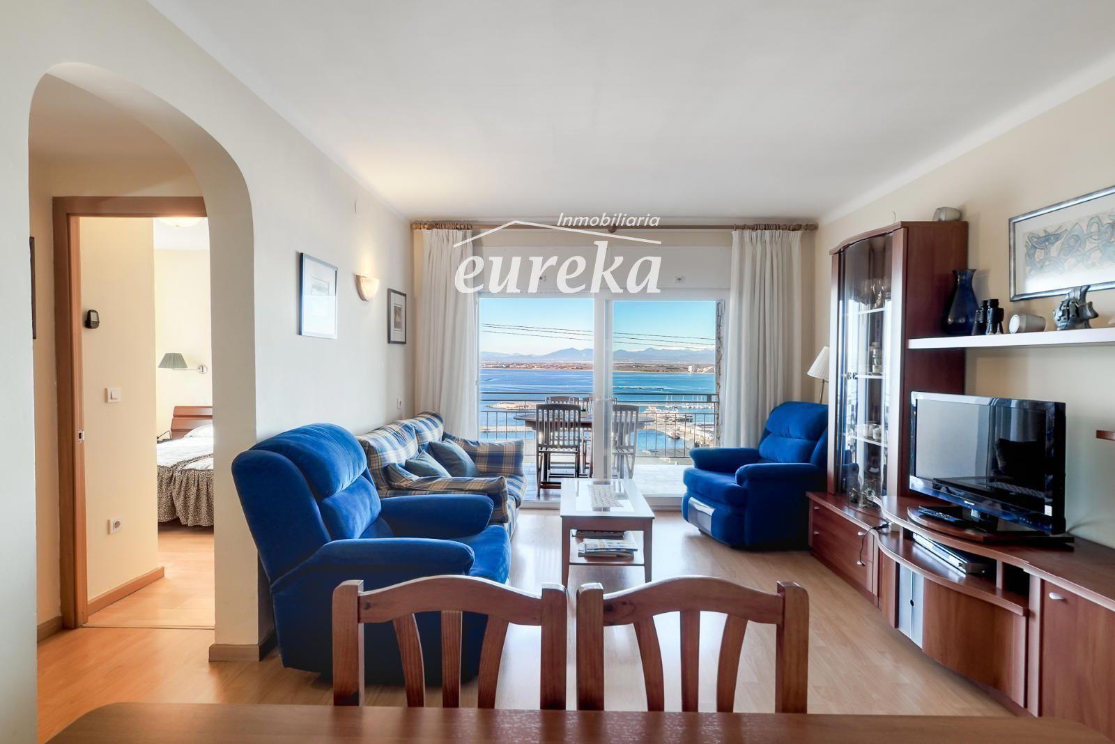 Flat for Sale in Roses