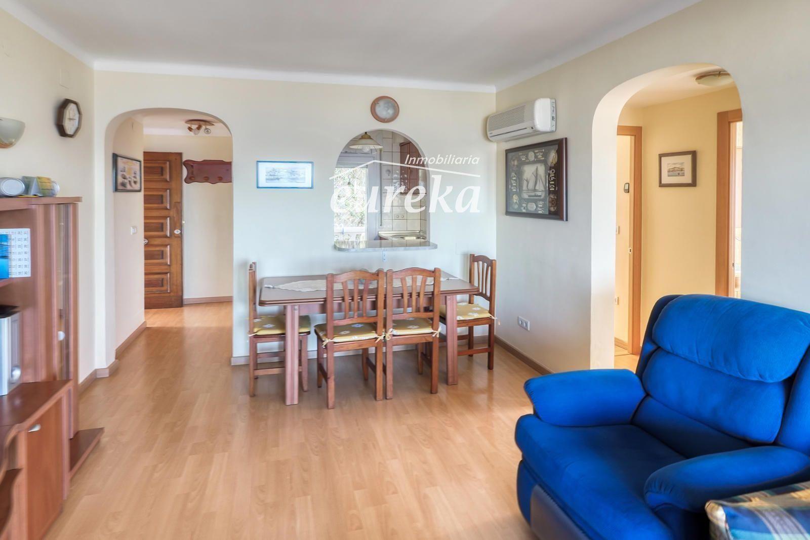 Flat for Sale in Roses