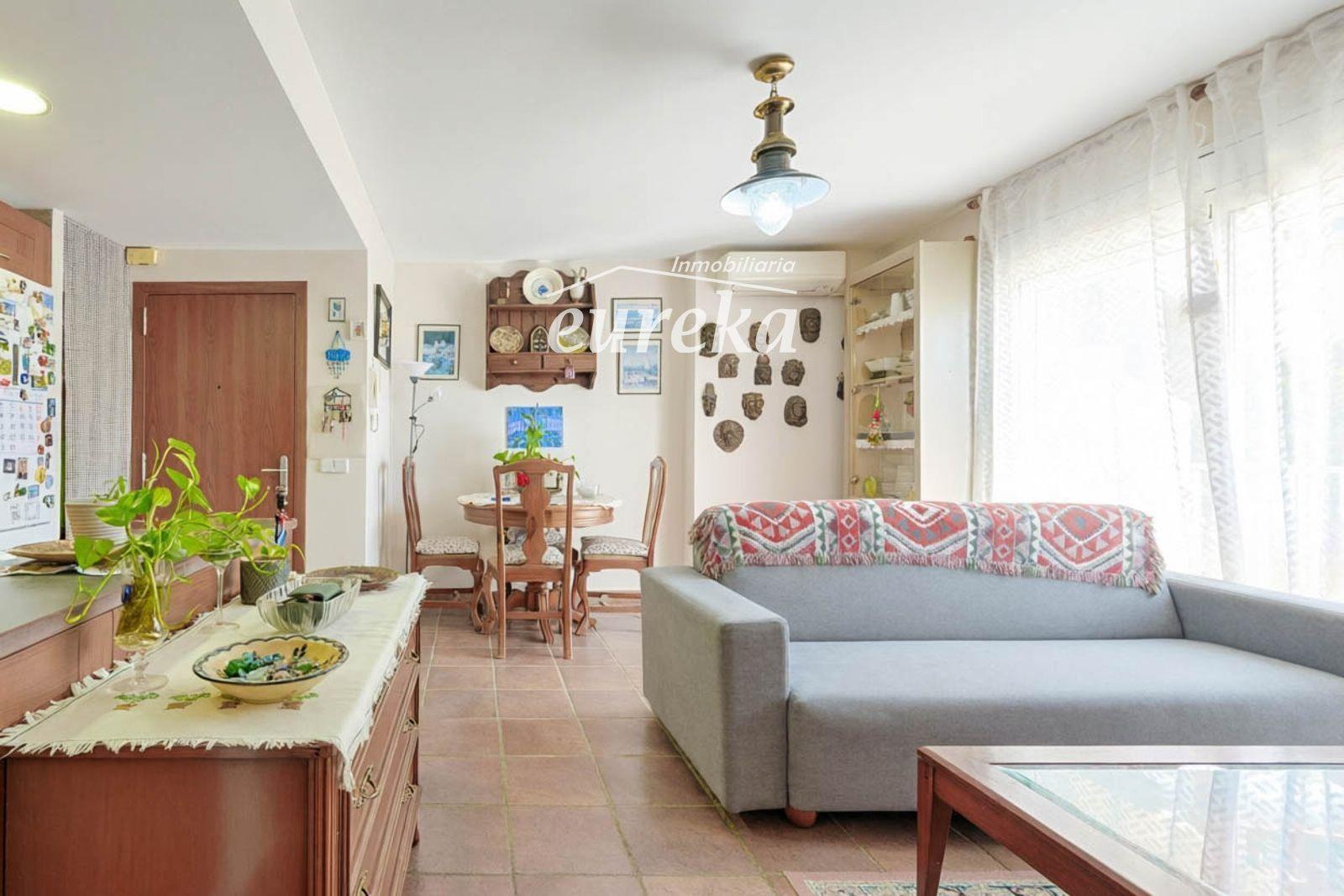 Flat for Sale in Roses