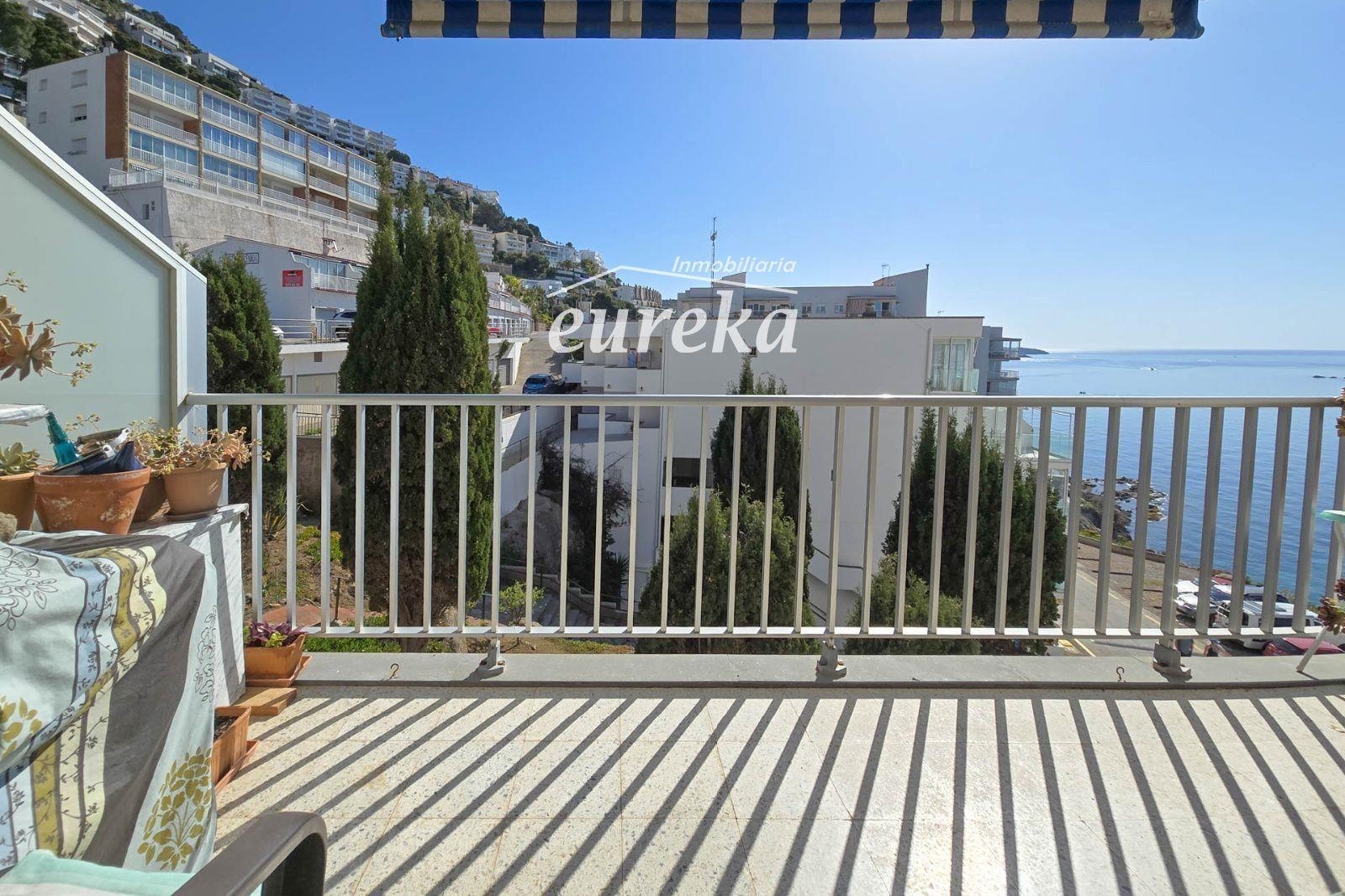 Flat for Sale in Roses