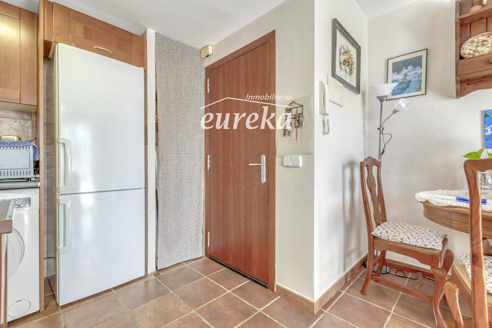 Flat for Sale in Roses
